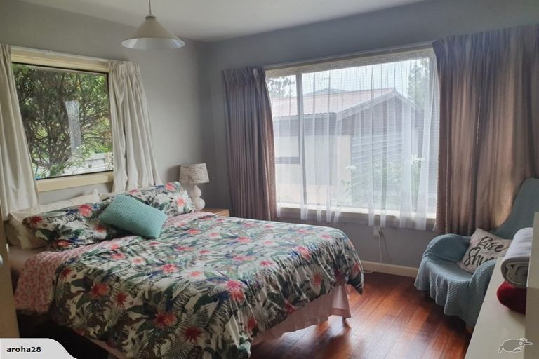 Photo of property in 4 Deloraine Street, Somerfield, Christchurch, 8024