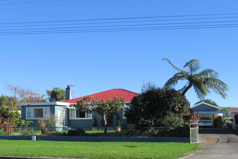 Photo of property in 23 Te Rauparaha Street, Otaki, 5512