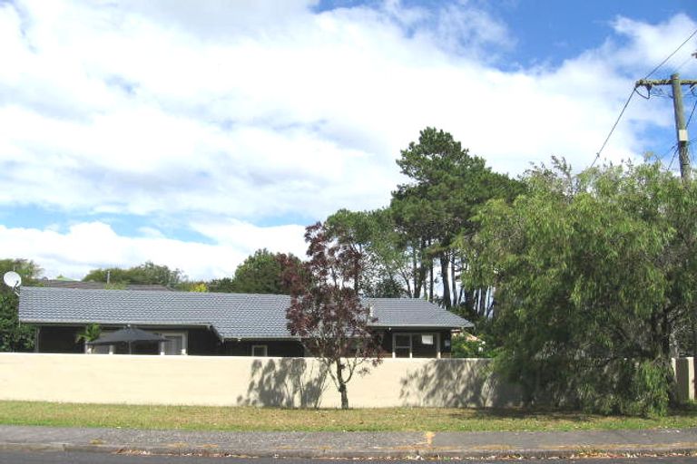 Photo of property in 1/29 Morton Avenue, Forrest Hill, Auckland, 0620