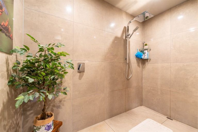 Photo of property in 12 Hillview Place, Pleasant Point, 7903