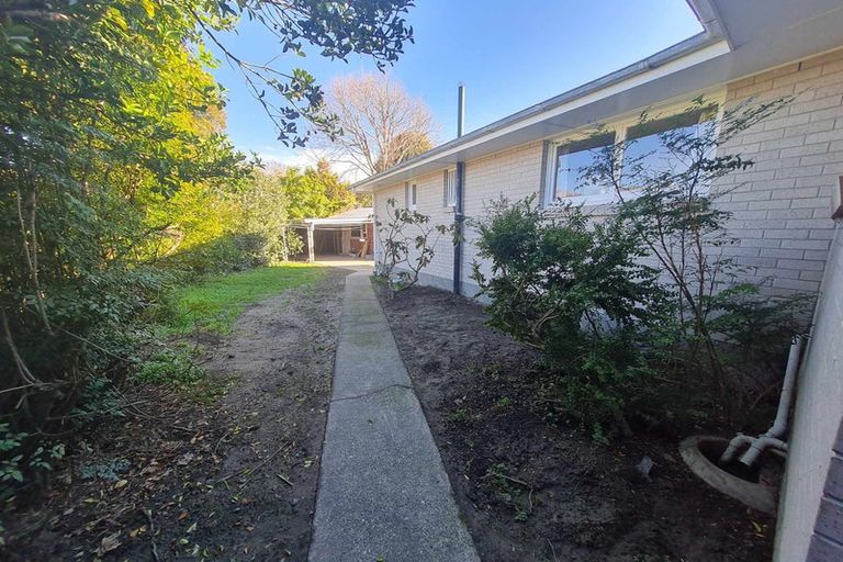 Photo of property in 6 Woodford Terrace, Ilam, Christchurch, 8053