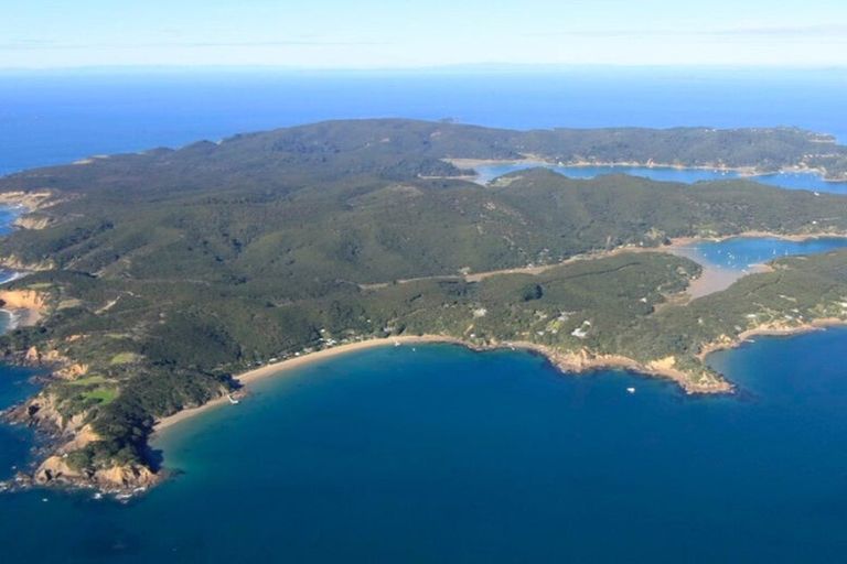 Photo of property in 10 Wilson Avenue, Kawau Island, 0920