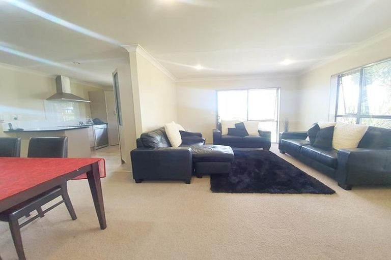 Photo of property in 106 Alfriston Road, Manurewa, Auckland, 2105