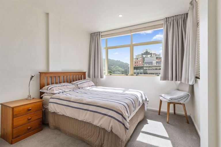 Photo of property in Hume House, 31/152 The Terrace, Wellington Central, Wellington, 6011