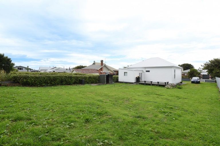 Photo of property in 27 Collingwood Street, Strathern, Invercargill, 9812