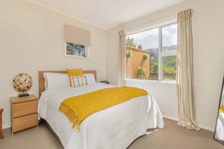 Photo of property in 51 Handyside Street, Tawa, Wellington, 5028