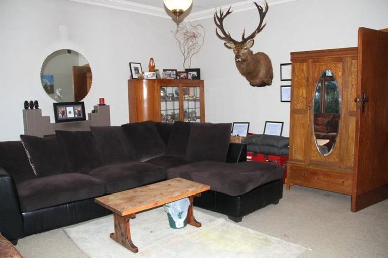 Photo of property in 12 Bridge Street, Tuatapere, 9620