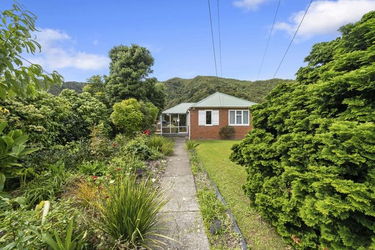 Photo of property in 13 Hayward Terrace, Waiwhetu, Lower Hutt, 5010