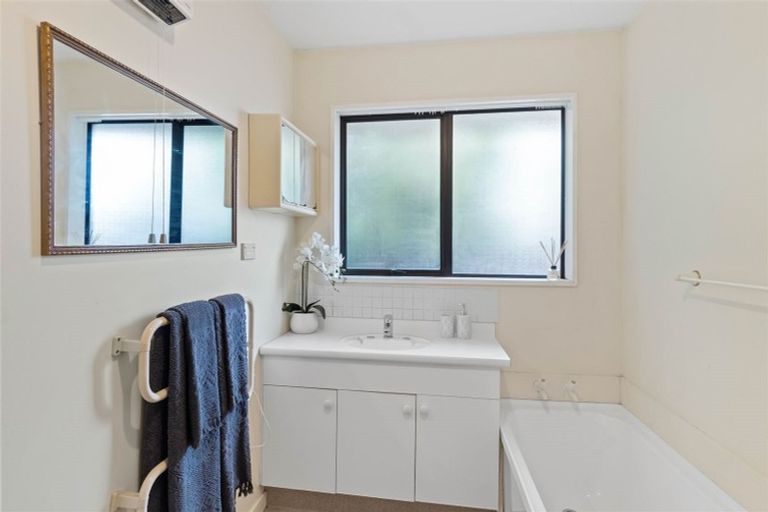 Photo of property in 2/41 Amyes Road, Hornby, Christchurch, 8042