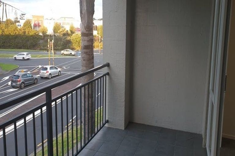 Photo of property in 4/47 Haven Drive, East Tamaki, Auckland, 2013