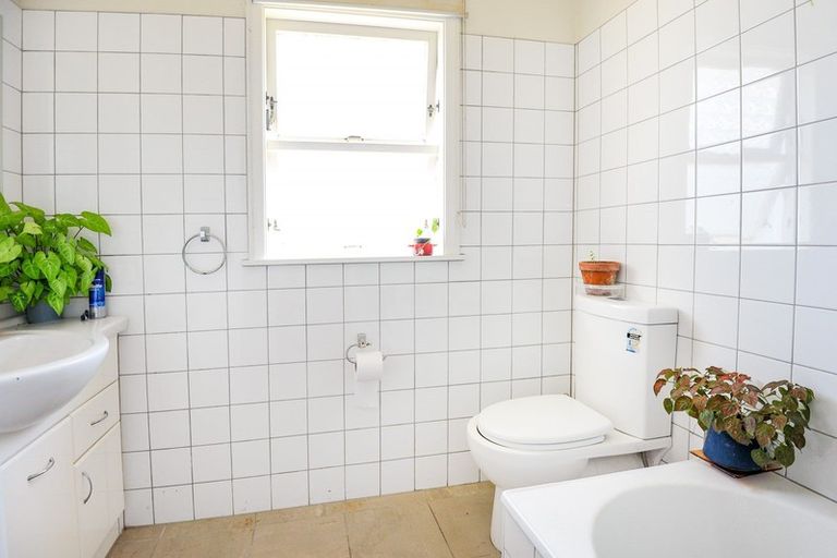 Photo of property in 207 Windsor Avenue, Parkvale, Hastings, 4122