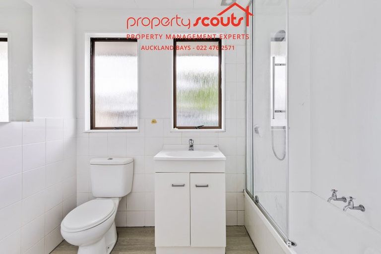 Photo of property in 1/158 Universal Drive, Henderson, Auckland, 0610