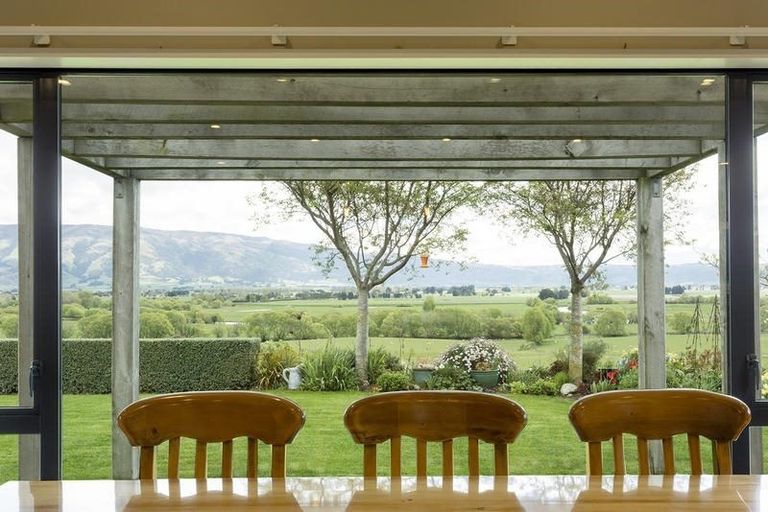 Photo of property in 955 Allanton-waihola Road, Allanton, Mosgiel, 9092