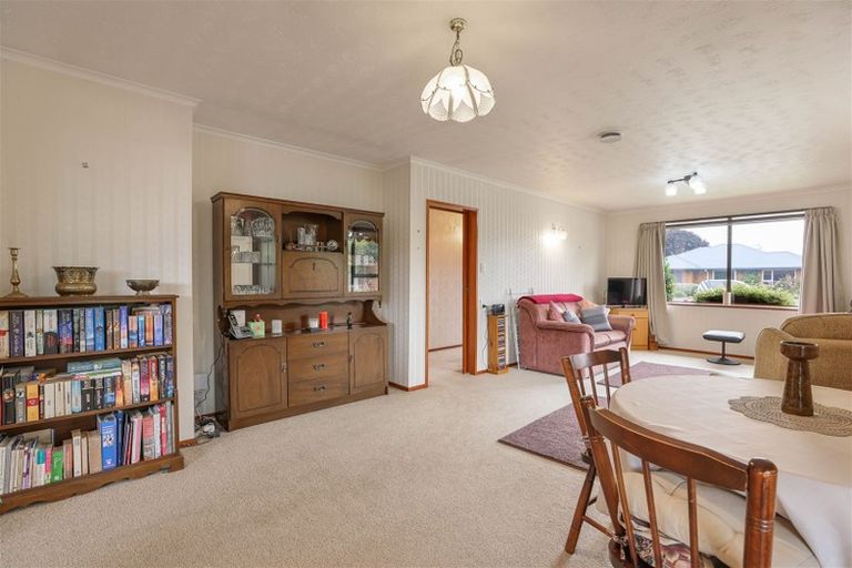 Photo of property in 1/61 Cameron Street, Ashburton, 7700
