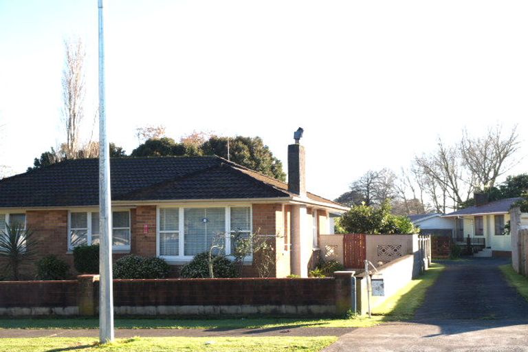 Photo of property in 72 Skipton Street, Mangere East, Auckland, 2024