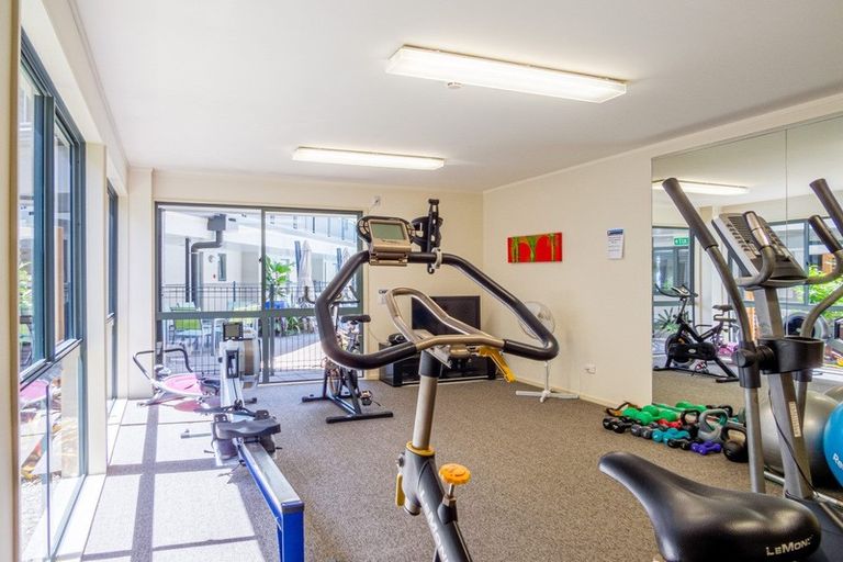 Photo of property in Beachpoint Apartments, 2/5 West End Road, Ohope, 3121