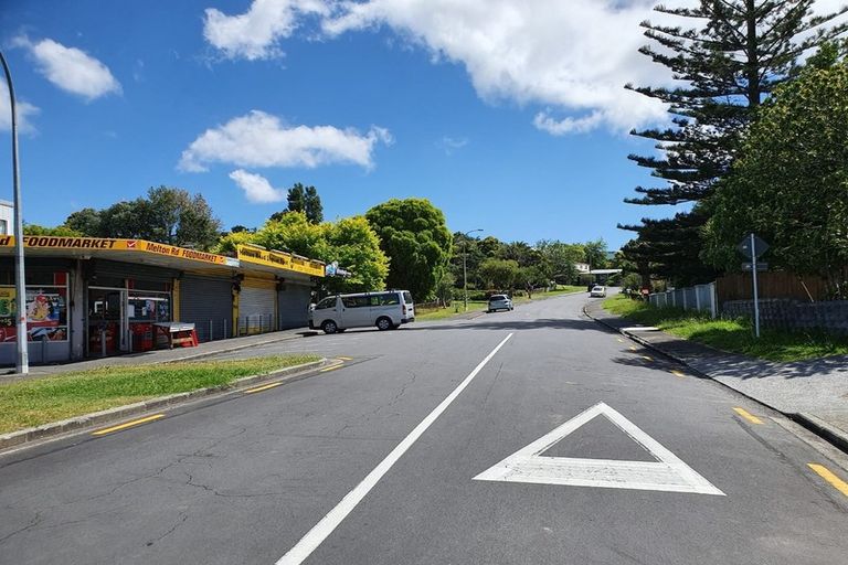 Photo of property in 12 Melton Road, Mount Wellington, Auckland, 1060