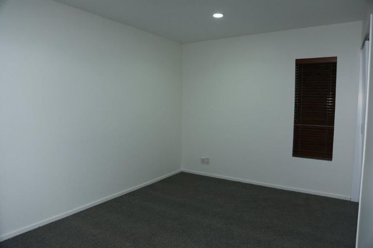 Photo of property in Metro Apartments, 13/220 Thorndon Quay, Pipitea, Wellington, 6011