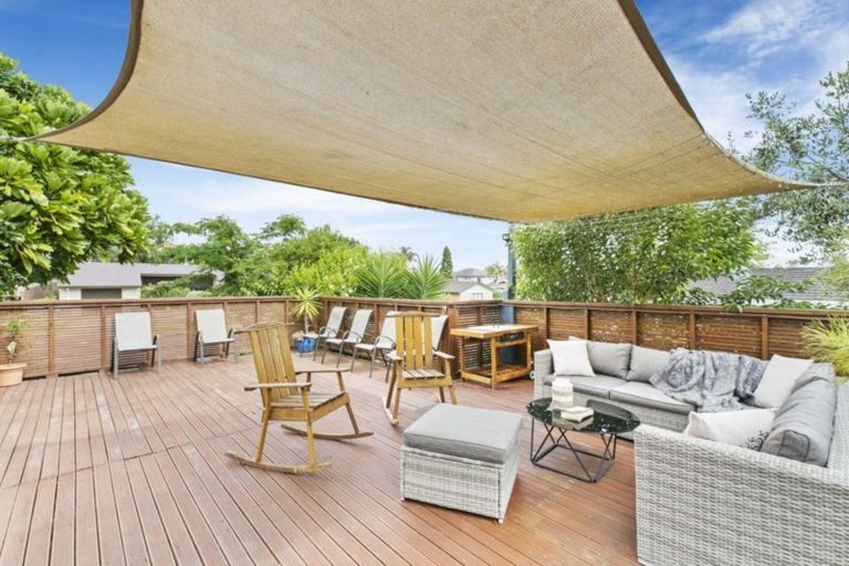 Photo of property in 2 Endeavour Avenue, Welcome Bay, Tauranga, 3112