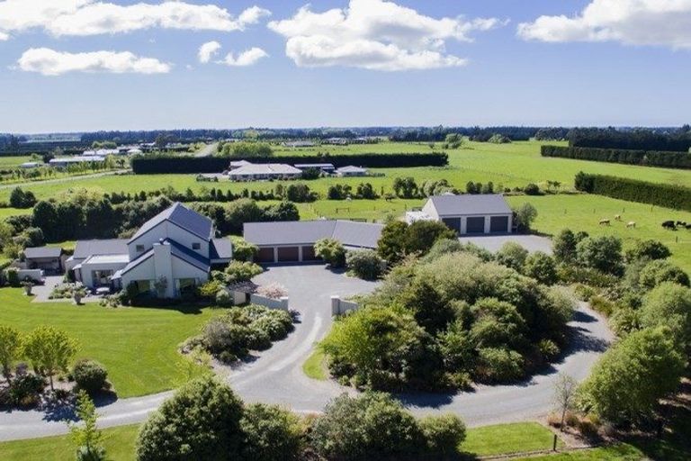 Photo of property in 2 Camwell Park, Flaxton, Rangiora, 7691