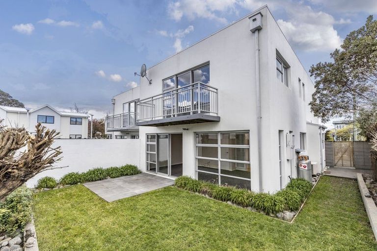 Photo of property in 1/35 Mathesons Road, Phillipstown, Christchurch, 8011