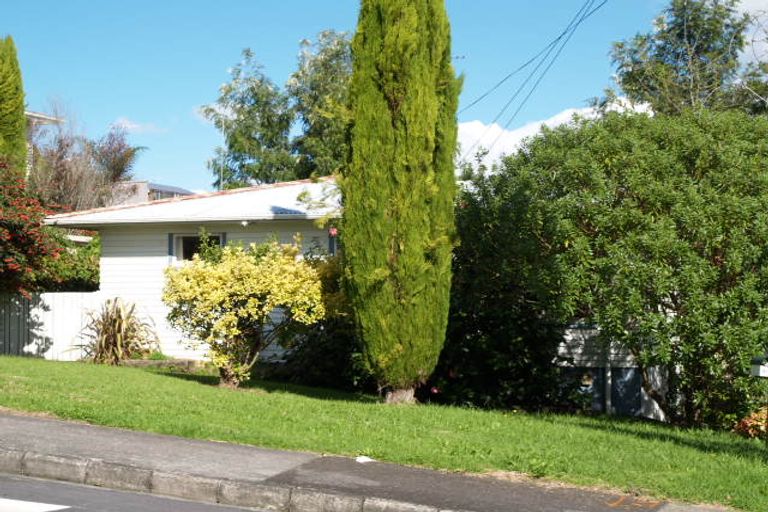Photo of property in 57 Andrew Road, Howick, Auckland, 2010