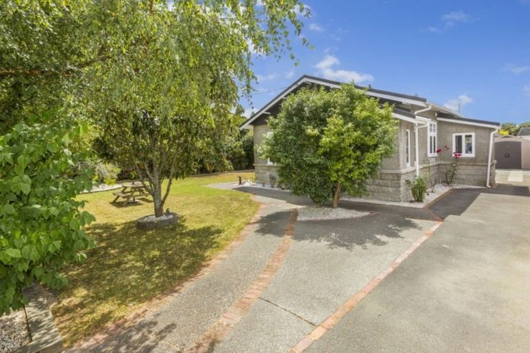 Photo of property in 1 Camp Street, Heretaunga, Upper Hutt, 5018