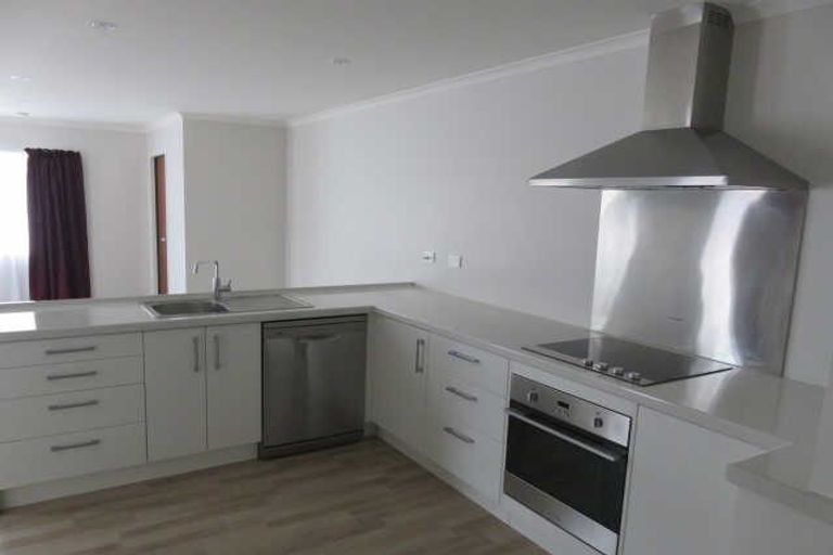 Photo of property in 2/24 Lorne Street, Melville, Hamilton, 3206