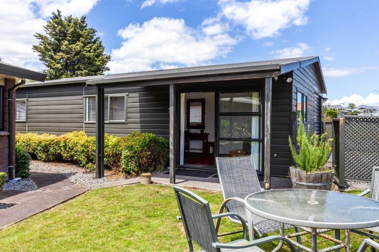 Photo of property in 94 Wharewaka Road, Wharewaka, Taupo, 3330