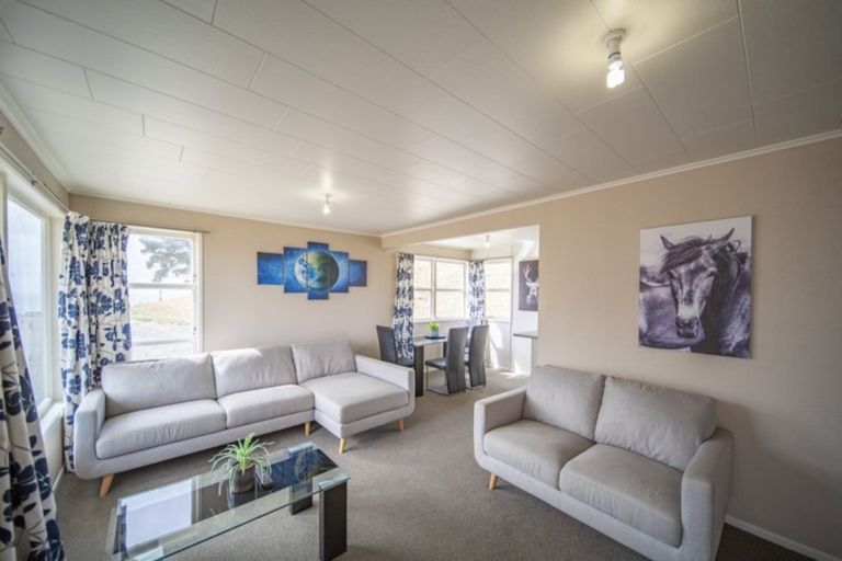 Photo of property in 640 Old Hill Road, Porangahau, 4291