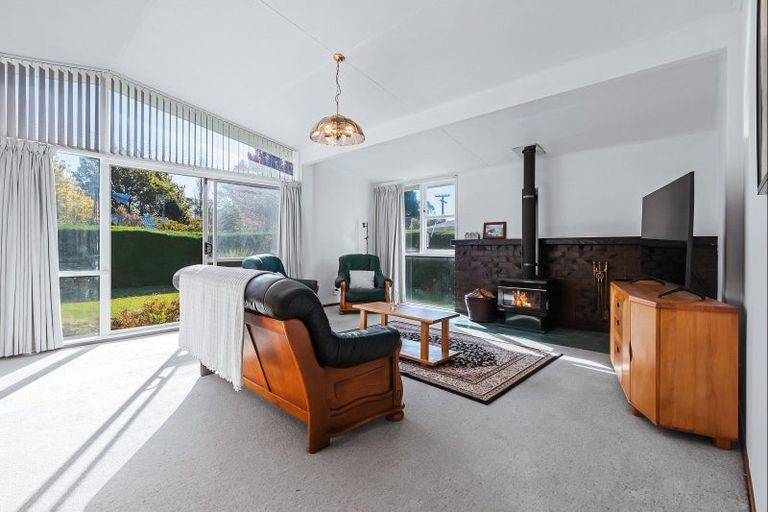 Photo of property in 71 Te Herekiekie Street, Turangi, 3334