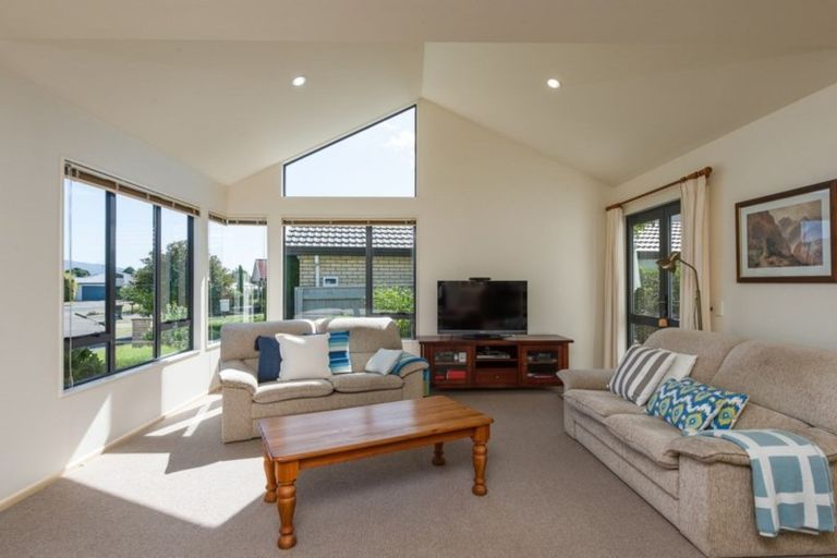 Photo of property in 7 San Vito Place, Paraparaumu Beach, Paraparaumu, 5032