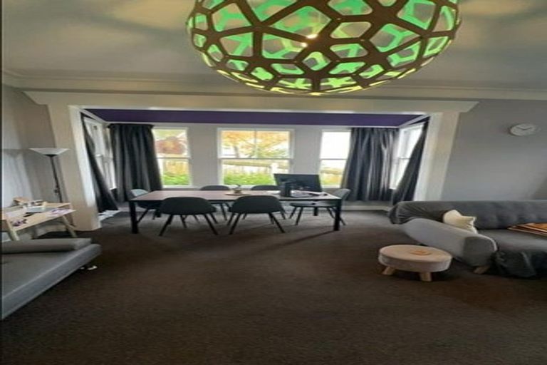 Photo of property in 37 Charlotte Avenue, Brooklyn, Wellington, 6021