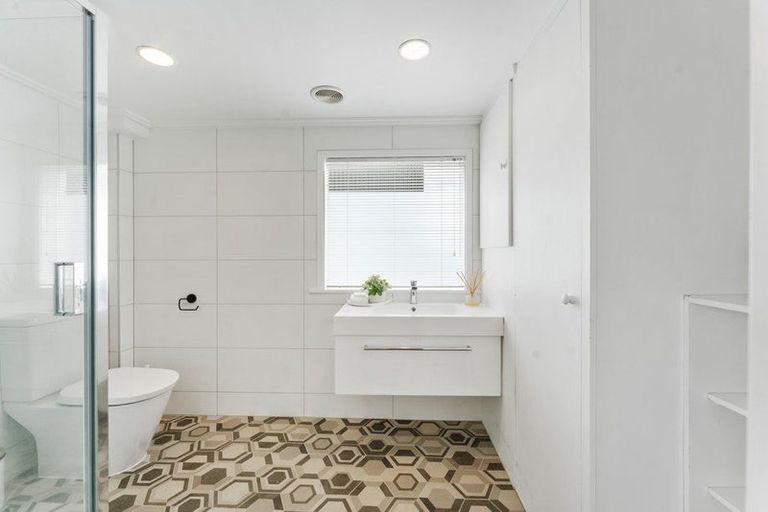 Photo of property in 35 Kitchener Road, Takapuna, Auckland, 0622