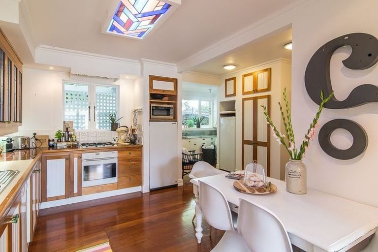 Photo of property in 84 Upland Road, Kelburn, Wellington, 6012