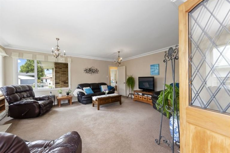 Photo of property in 24 Ngahere Street, Otumoetai, Tauranga, 3110