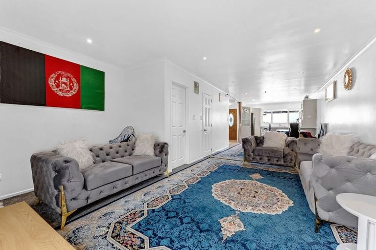 Photo of property in 13 Bushpark Place, Flat Bush, Auckland, 2016