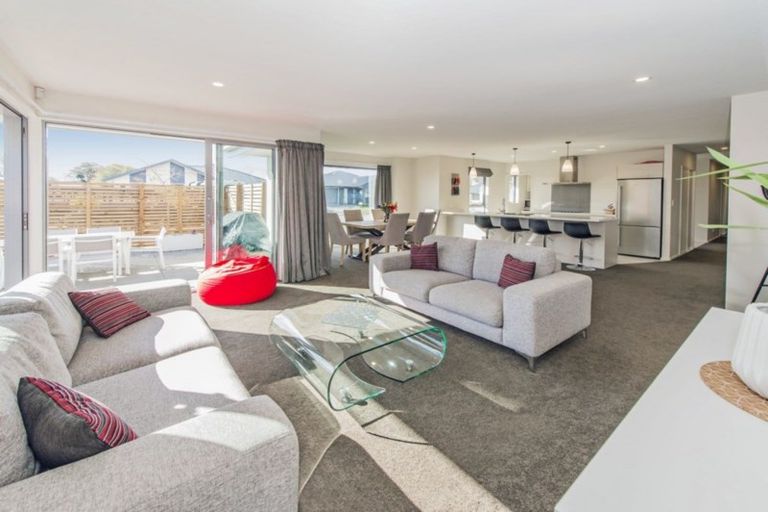 Photo of property in 12 Billington Drive, Halswell, Christchurch, 8025