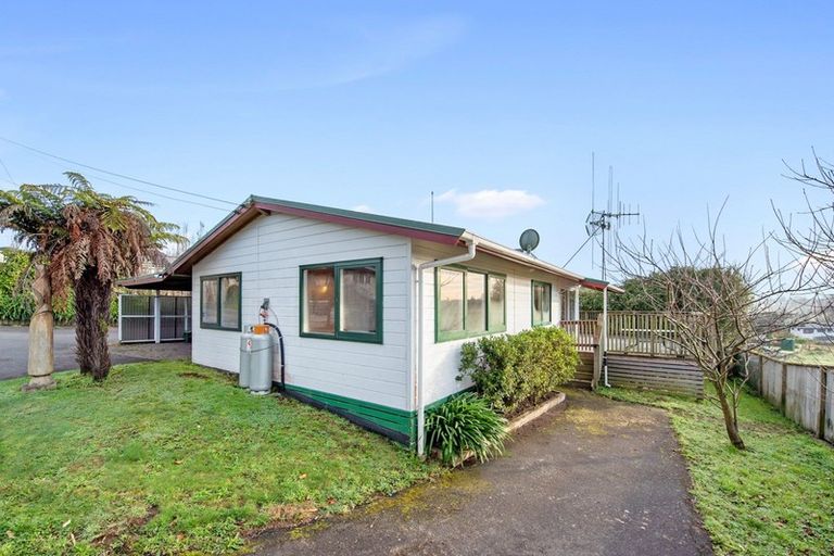 Photo of property in 42 Acacia Crescent, Glenview, Hamilton, 3206