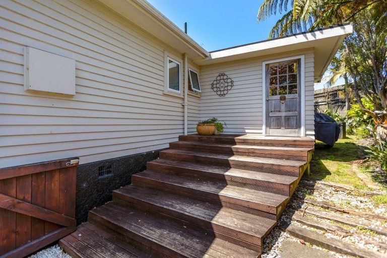 Photo of property in 7 Penrith Street, Westown, New Plymouth, 4310