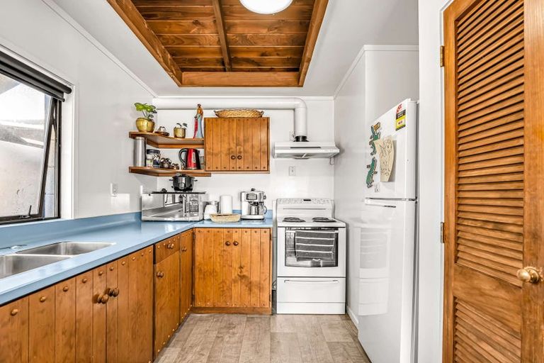 Photo of property in 4/1312 Hinemoa Street, Rotorua, 3010