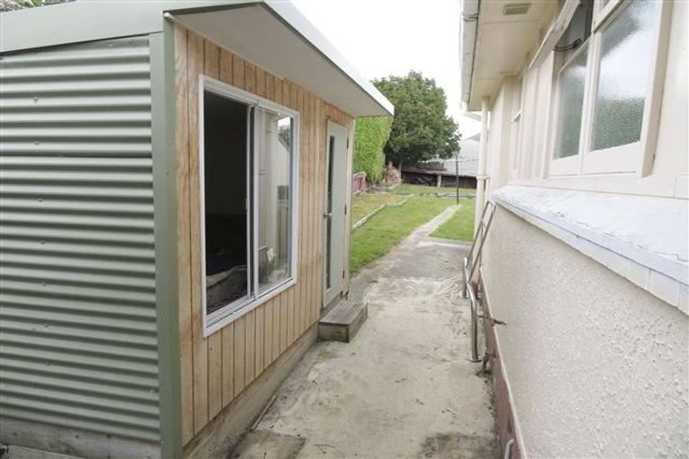 Photo of property in 33 Garnet Street, Gore, 9710