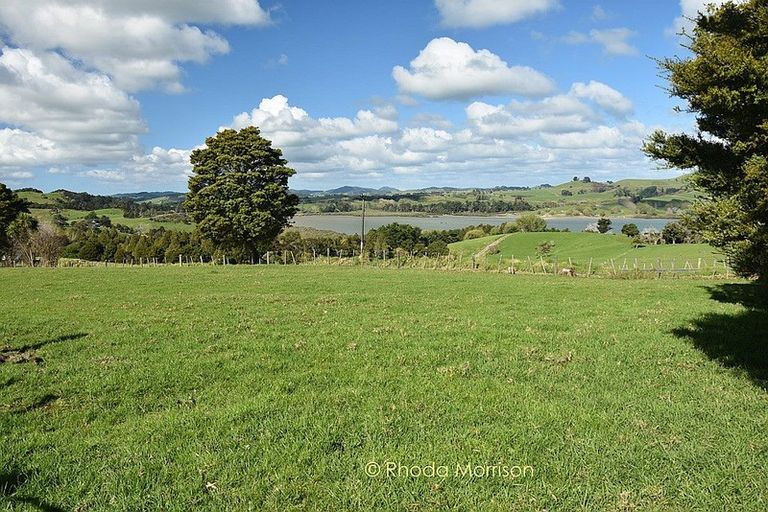 Photo of property in 246 Pahi Road, Pahi, Paparoa, 0571