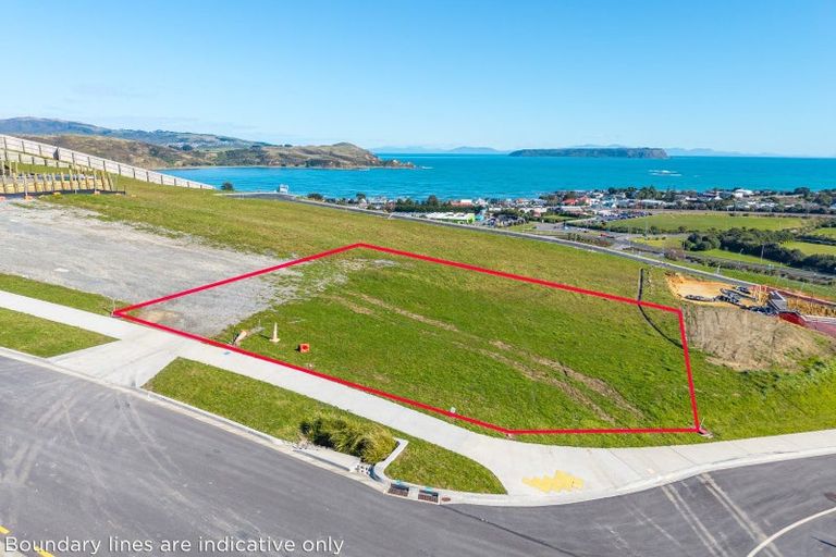 Photo of property in 37 Mo Street, Plimmerton, Porirua, 5026