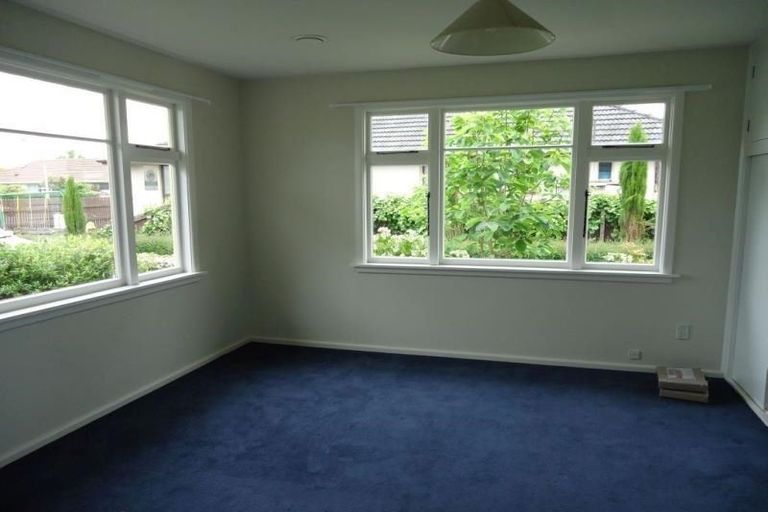 Photo of property in 8 Wentworth Street, Ilam, Christchurch, 8041