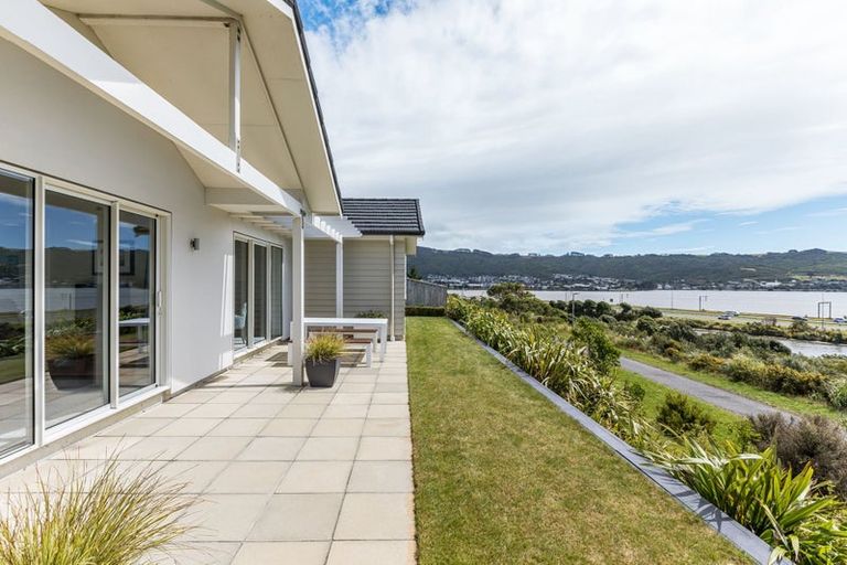 Photo of property in 10 John Burke Drive, Aotea, Porirua, 5024