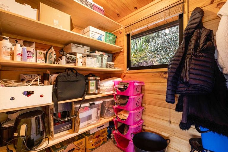 Photo of property in 9a Finlay Grove, Waikawa, Picton, 7220