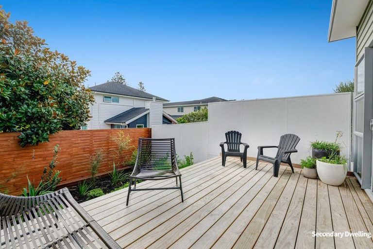 Photo of property in 113 Aberley Road, Schnapper Rock, Auckland, 0632