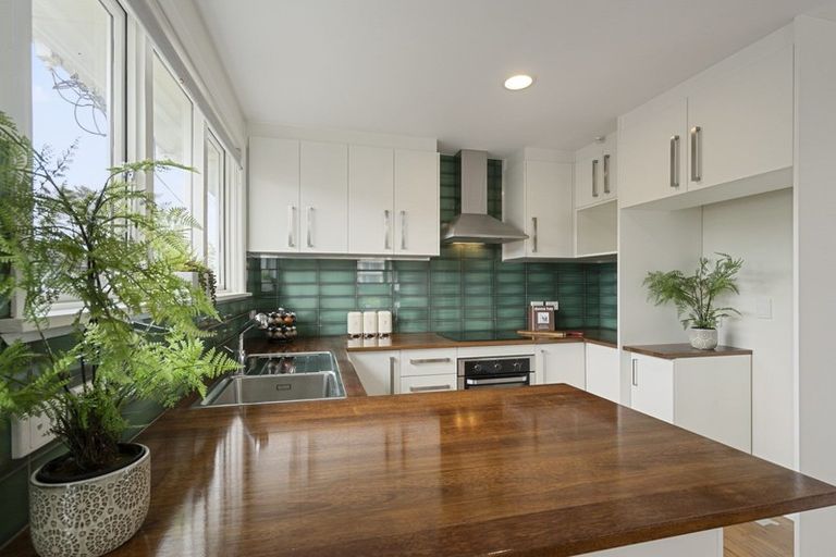 Photo of property in 4/3 Fortune Lane, Trentham, Upper Hutt, 5018