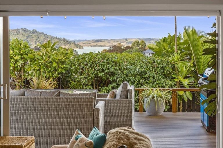 Photo of property in 8 Puka Place, Raglan, 3225